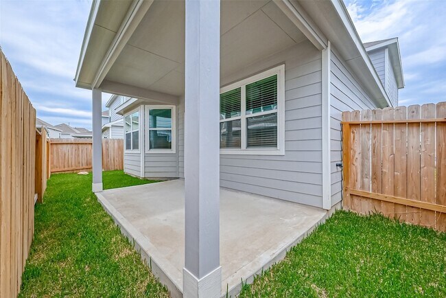 Building Photo - 22015 Sovereign Hts Ln.