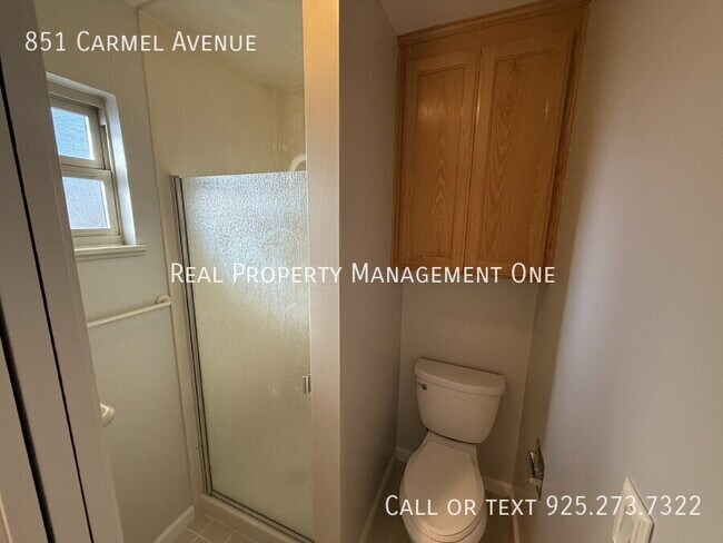 Building Photo - 851 Carmel Ave