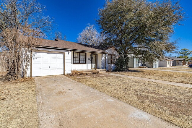 Building Photo - 3514 24th St