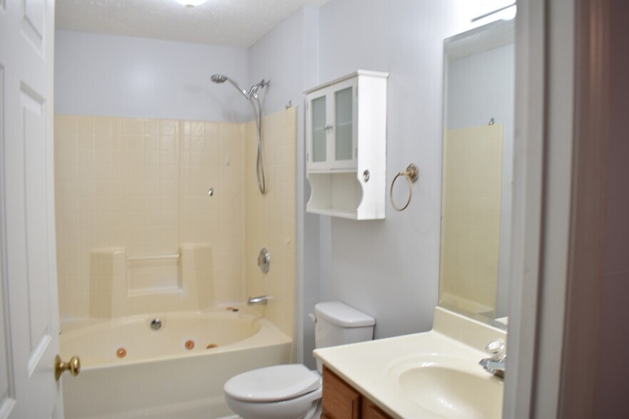 Building Photo - 1511 Willoughby Pk Ct