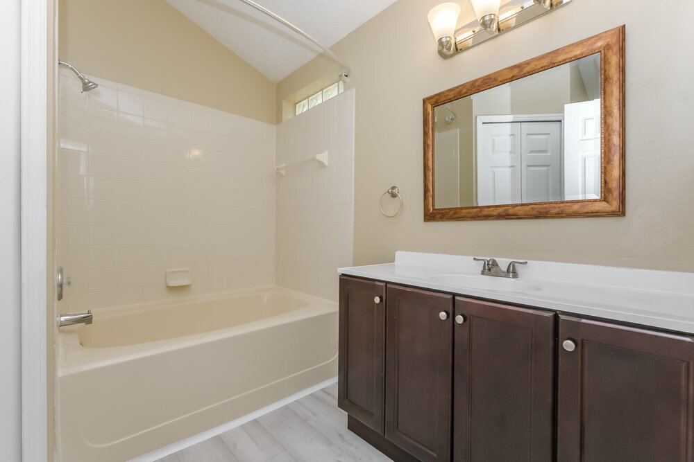 Building Photo - 6719 Summer Cove Dr