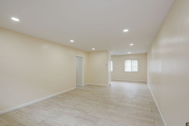 Building Photo - Vanowen Street Residences