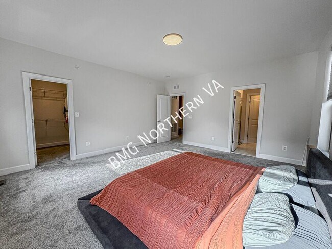 Building Photo - 10336 Ratcliffe Trl