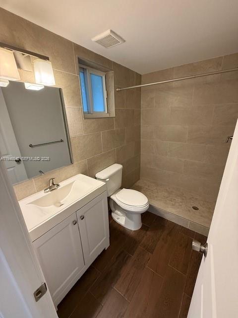 Building Photo - 2006 Calais Dr