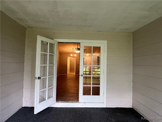 Building Photo - 600 E Gilchrist Ct
