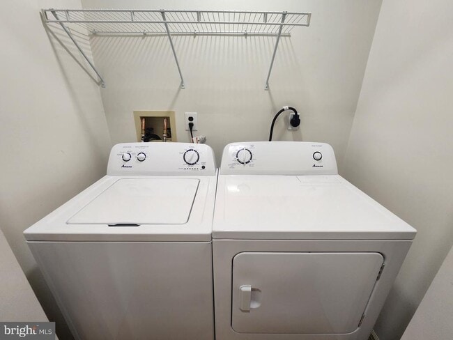 Building Photo - 236 Goshen Rd