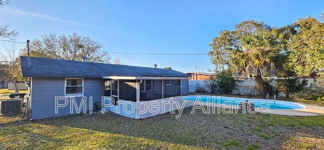 Building Photo - 5935 Antilla Dr