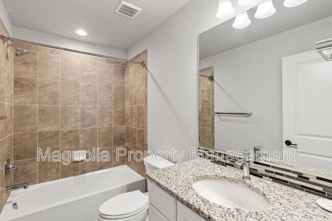 Building Photo - 9340 Blue Birch Ct