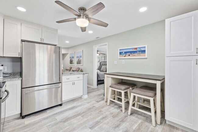 Building Photo - 430 Yaupon Ave