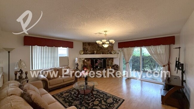 Building Photo - 13629 Sea Gull Dr