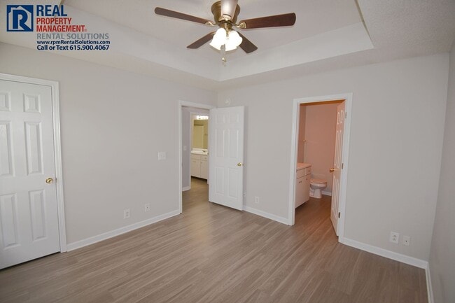 Building Photo - Adorable 2bd 2 ba home with fenced in yard and attached garage!