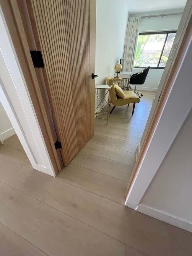 Building Photo - 1907 Maginn Dr