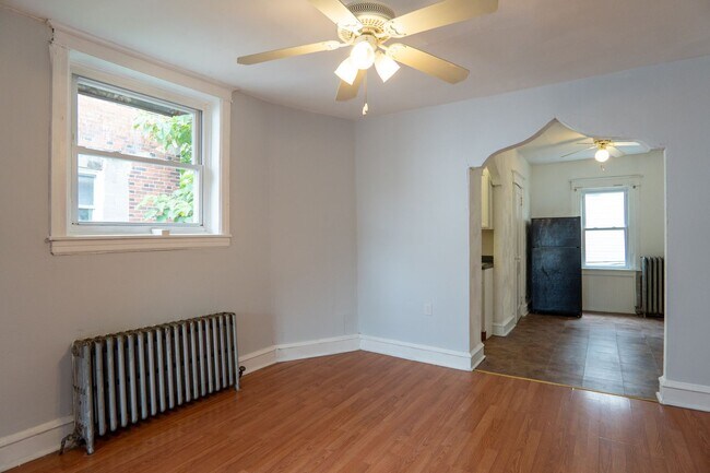 Building Photo - 635 Dudley St