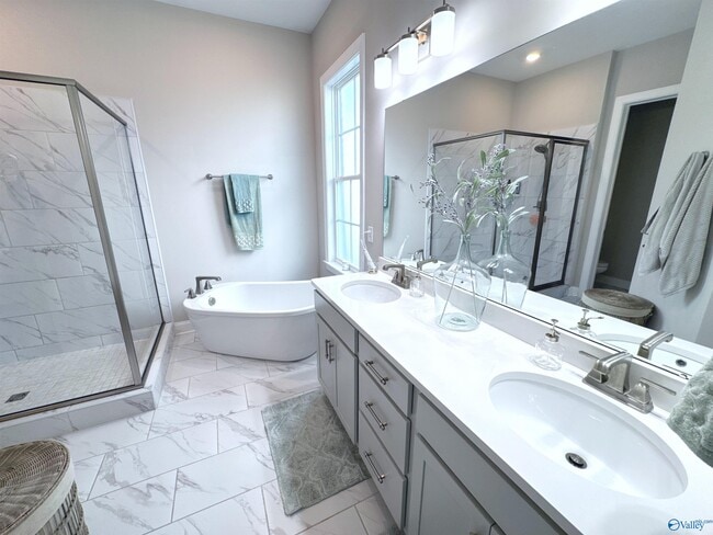 Building Photo - 216 St Louis St