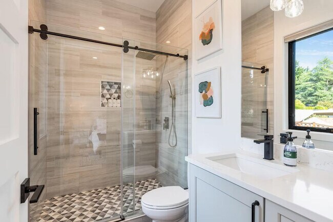 Building Photo - 115 110th Pl SE