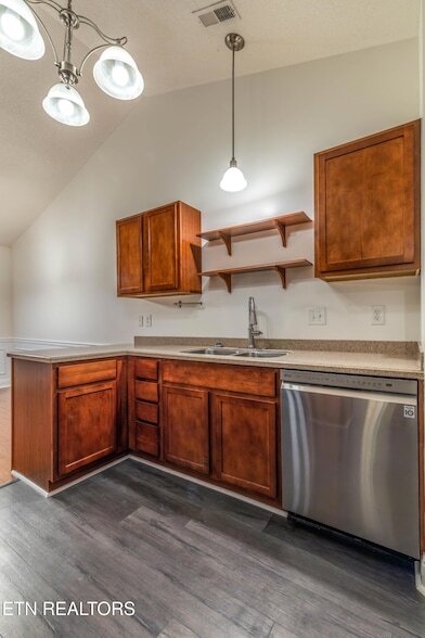 Building Photo - 5104 Cates Bend Way