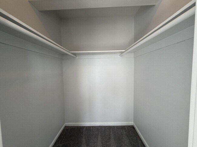 Building Photo - 430 N Armistead St
