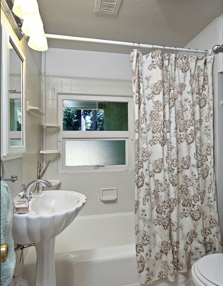 Bathroom - 14526 Evanston Ave N