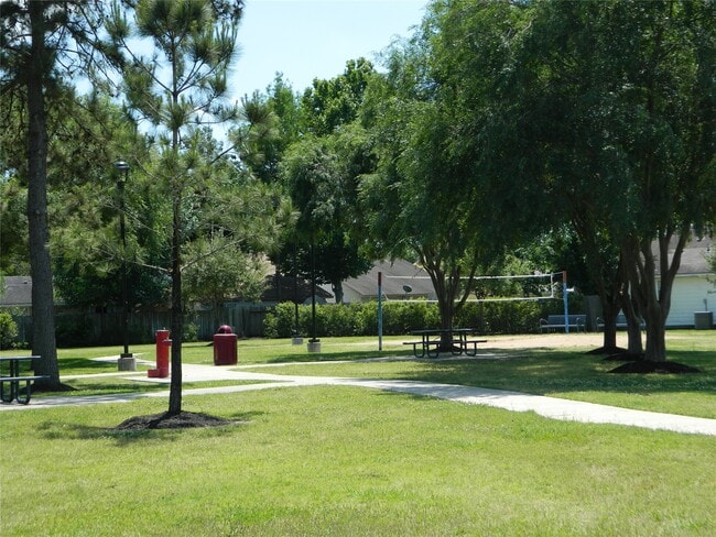 Building Photo - 7415 River Pines Dr