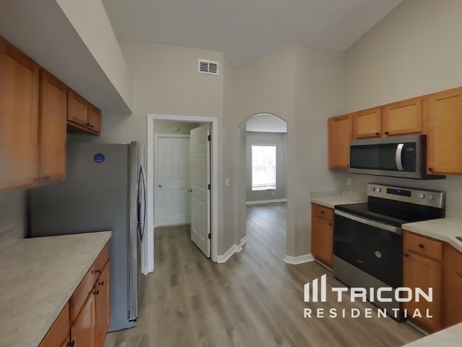 Building Photo - 13001 Fish Cove Dr