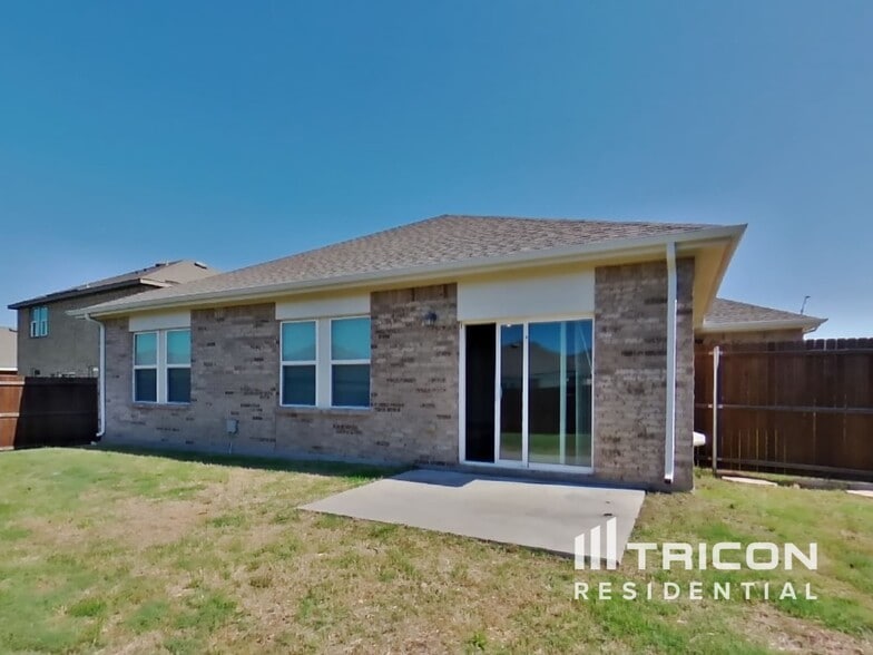Building Photo - 440 Dove Creek Ln