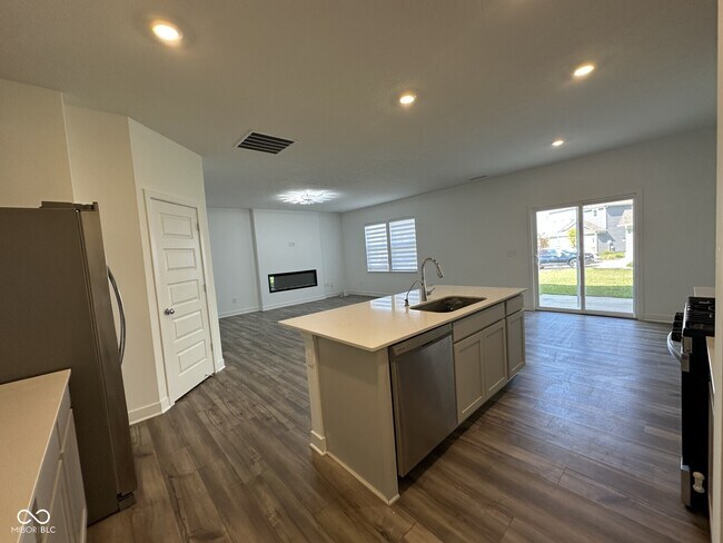 Building Photo - 5730 Fire Opal Wy