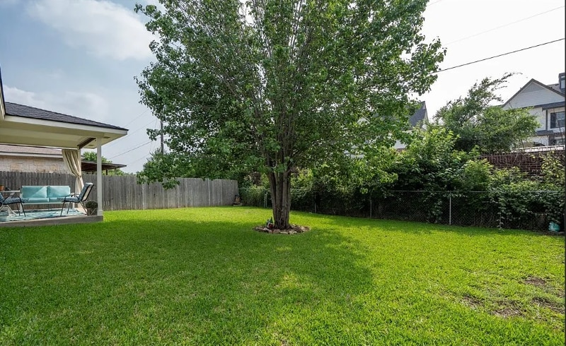 Building Photo - 3912 Haleys Way