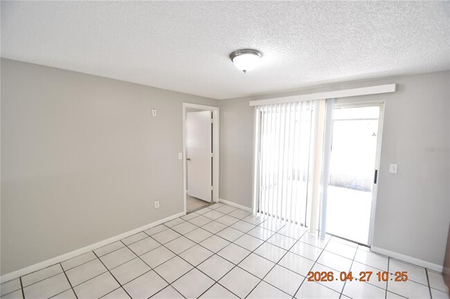 Building Photo - 3667 Sugarcreek Dr