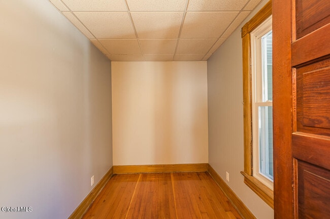 Building Photo - 65 Van Derveer St