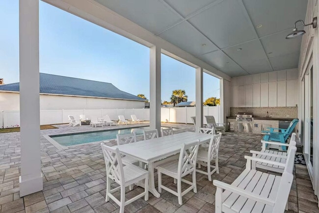 Building Photo - 107 Benicia Pl