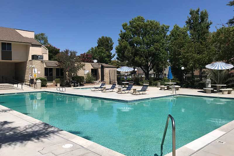 Building Photo - 24420 Nicklaus Dr