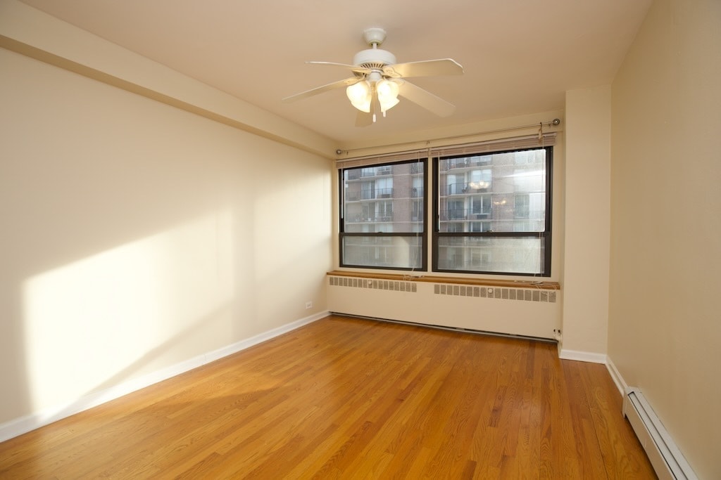 Building Photo - 4180 N Marine Dr