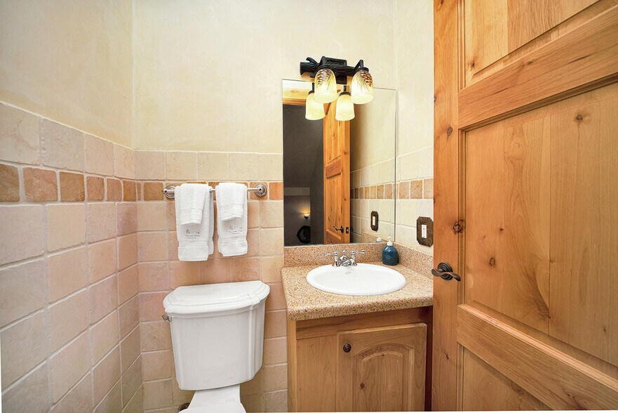 Building Photo - 162 San Joaquin Rd