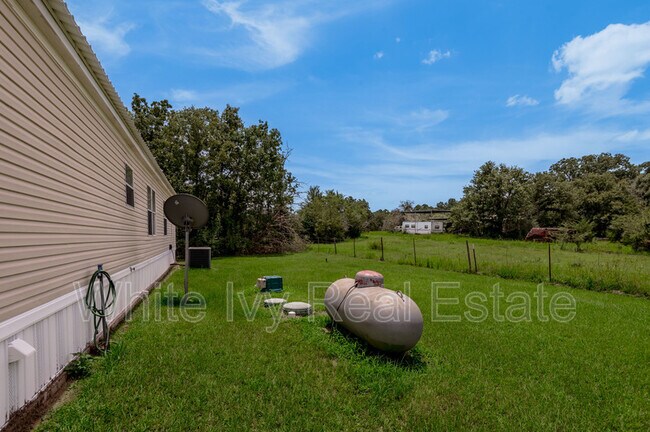 Building Photo - 37 -A Riverside Ln