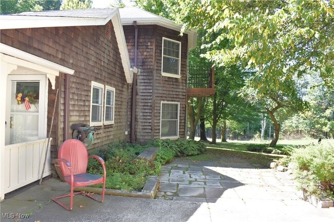 Building Photo - 2071 Dewey Rd