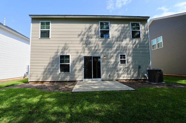 Building Photo - 1718 Canopy Dr