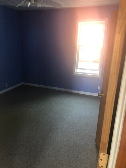 Building Photo - 296 Flint St