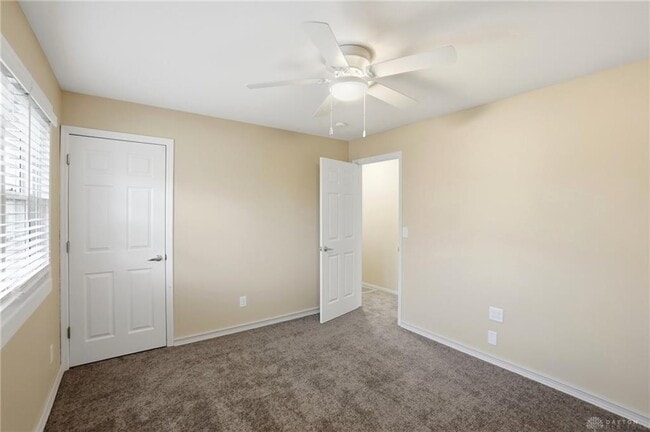 Building Photo - 5336 Red Coach Rd