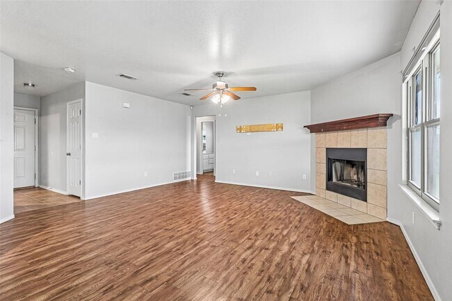 Building Photo - 1309 Marlee Cir