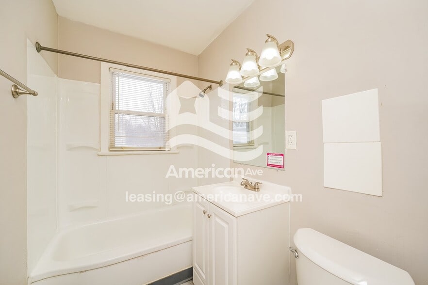 Building Photo - 17407 Ridgeton Dr