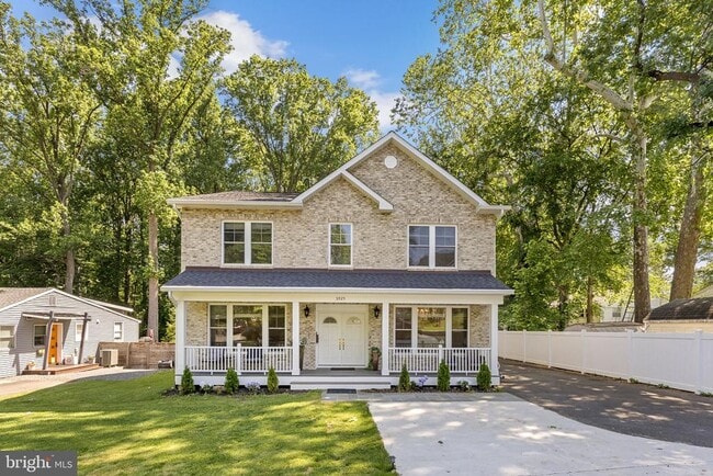 Building Photo - 3925 Ashwood Pl