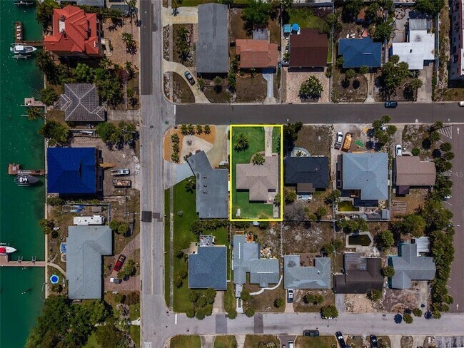 Building Photo - 315 82nd Ave