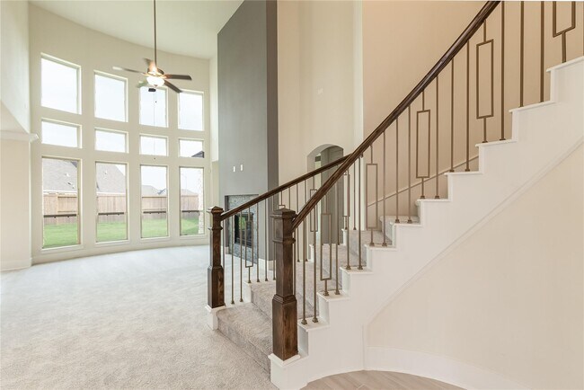 Building Photo - 30031 Aralia Dr