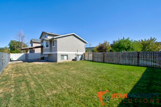 Building Photo - 6528 S 520 W