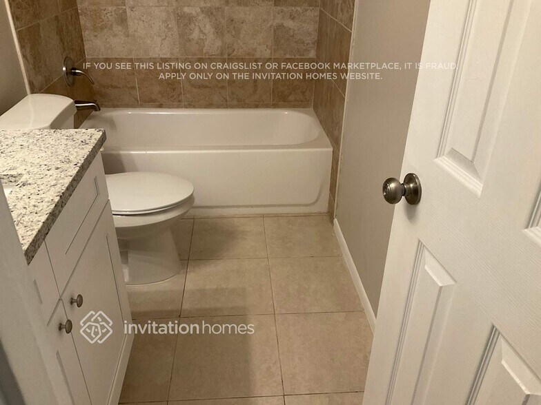 Building Photo - 10103 Wheatley Hills Ct