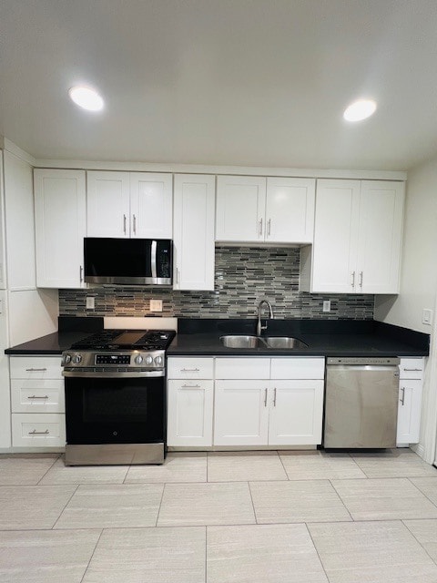 Building Photo - 574 2nd St