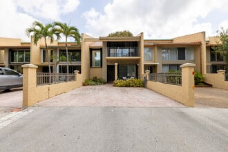 Building Photo - 720 E Coco Plum Cir