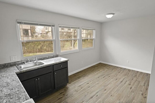 Building Photo - 11094 Worchester Dr