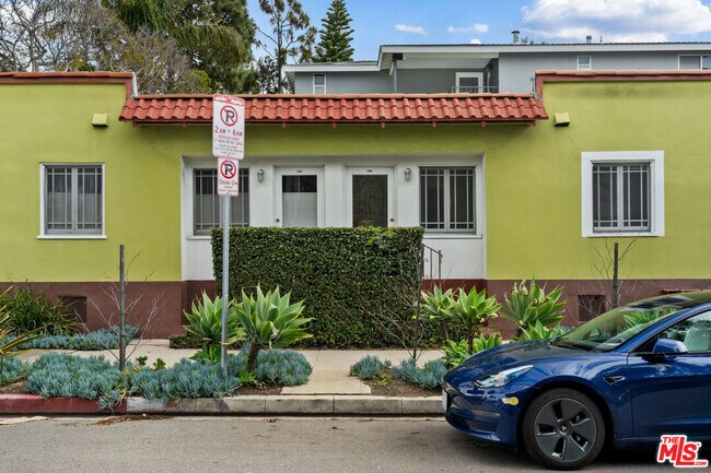 Building Photo - 1606 Andalusia Ave