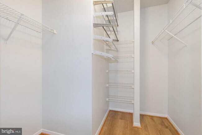 Building Photo - 7111 Woodmont Ave